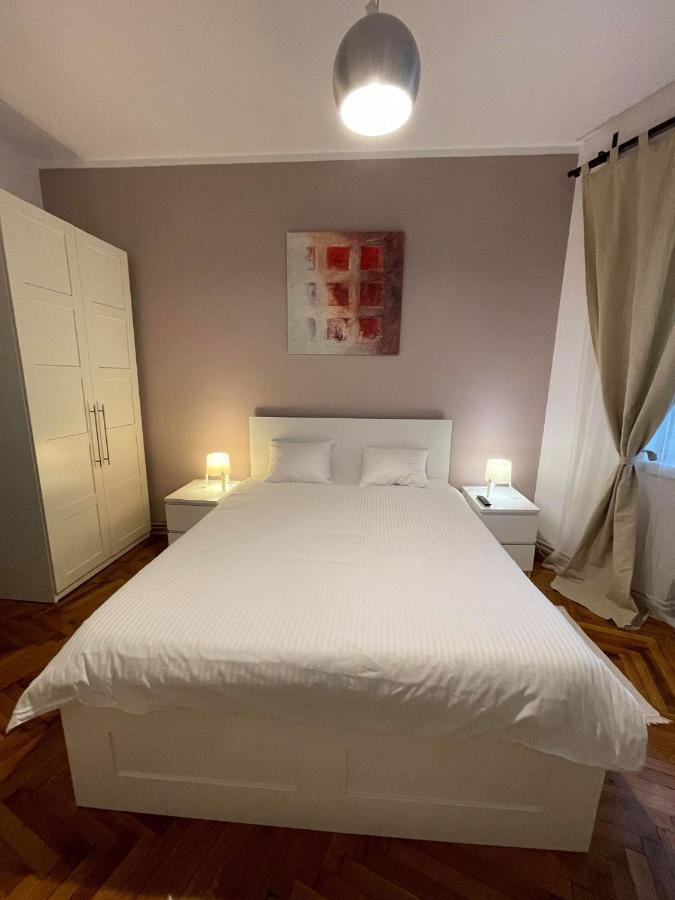 Interbellic Flat Apartment บูคาเรสต์ ภายนอก รูปภาพ