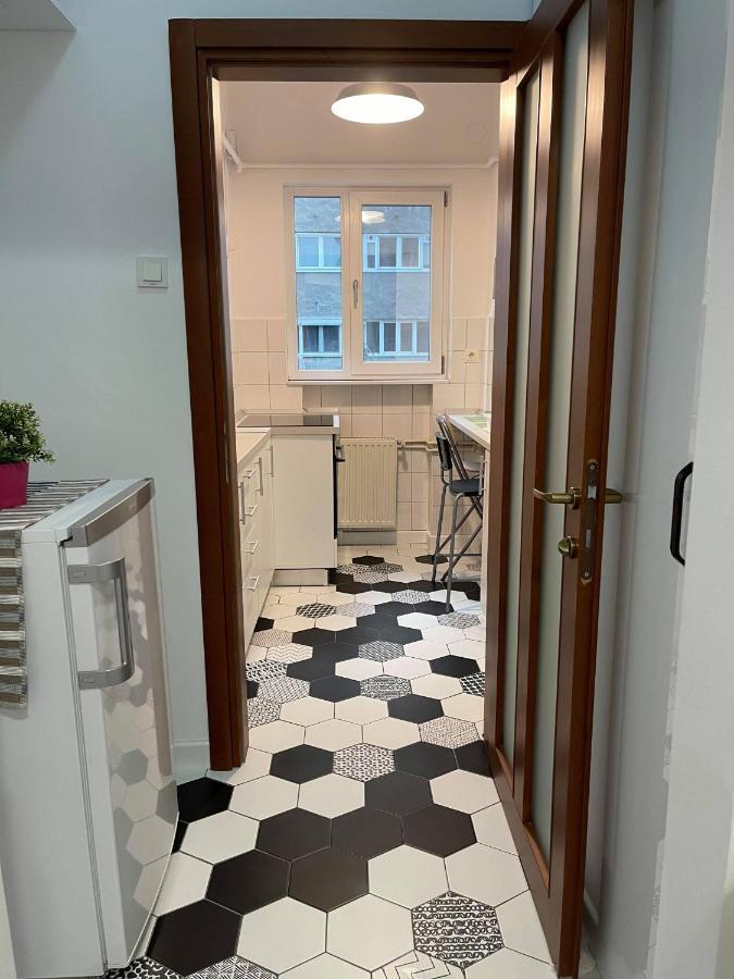 Interbellic Flat Apartment บูคาเรสต์ ภายนอก รูปภาพ
