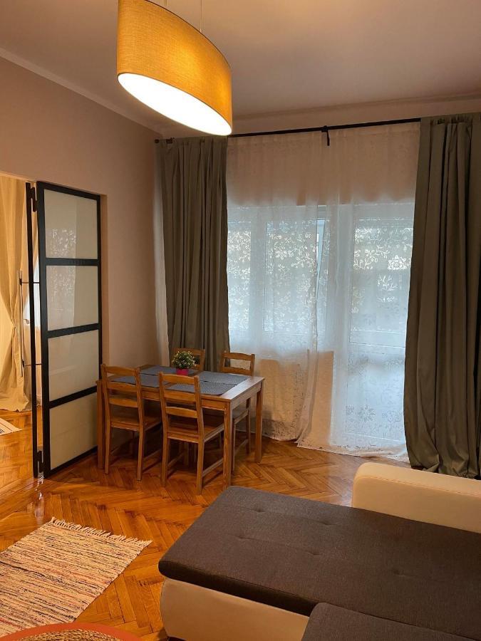 Interbellic Flat Apartment บูคาเรสต์ ภายนอก รูปภาพ
